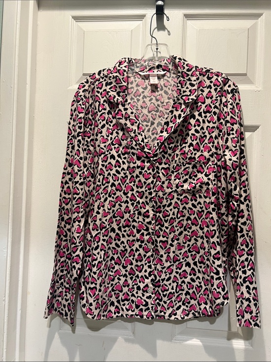 Victoria's Secret Other - Victoria's Secret Pink and Black Heart Leopard Button-Front Pajama Top